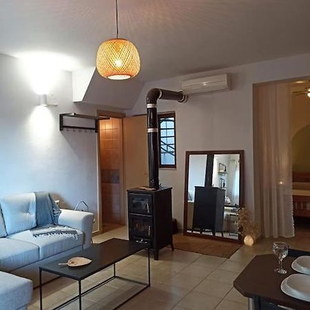 Cozy Apartment In The Heart Of Plaka 圣尼古拉奥斯 外观 照片